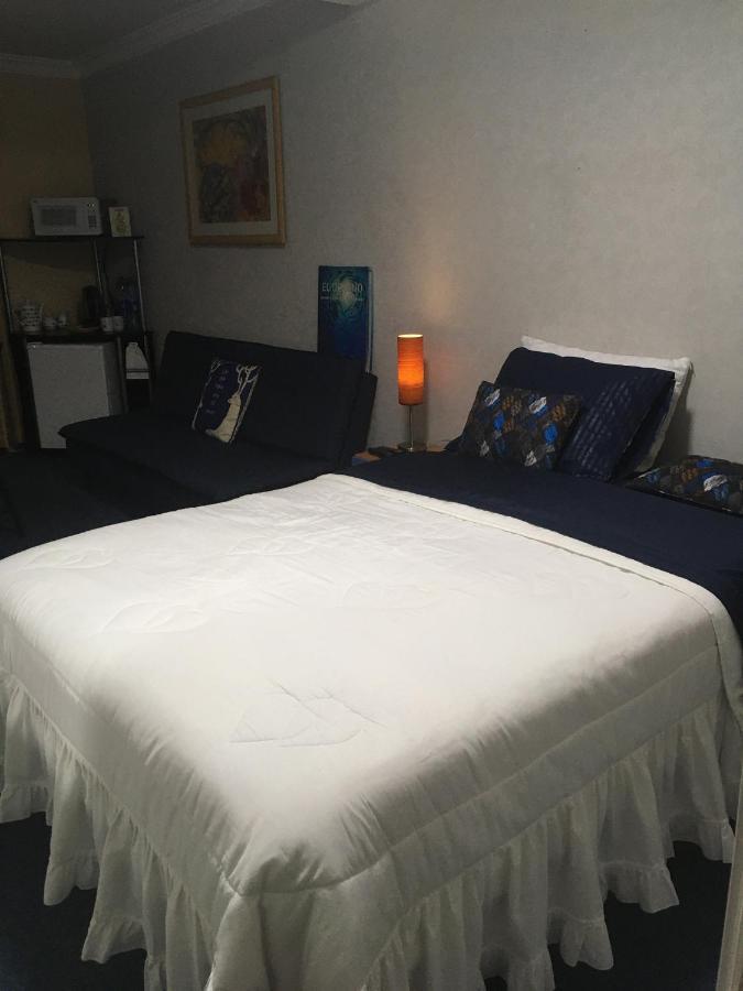 Amplia Habitacion Tipo Ejecutiva Con Bano Y Acceso Privados Toluca Exterior foto